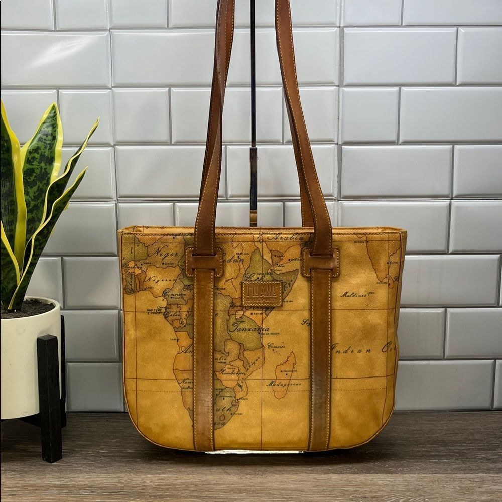 4256 ALIVERO MARTINI MAP ZIP TOP TOTE BAG 38824256